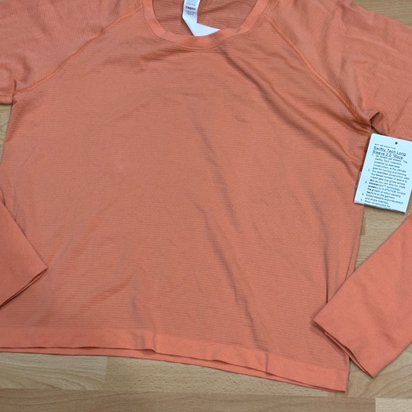 New Lululemon Swiftly Tech Long Sleeve - Picture 4 of 11